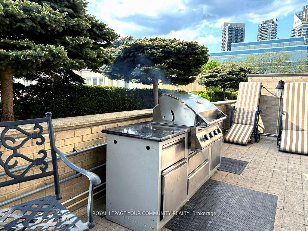 2285 Lakeshore Blvd W, #2309