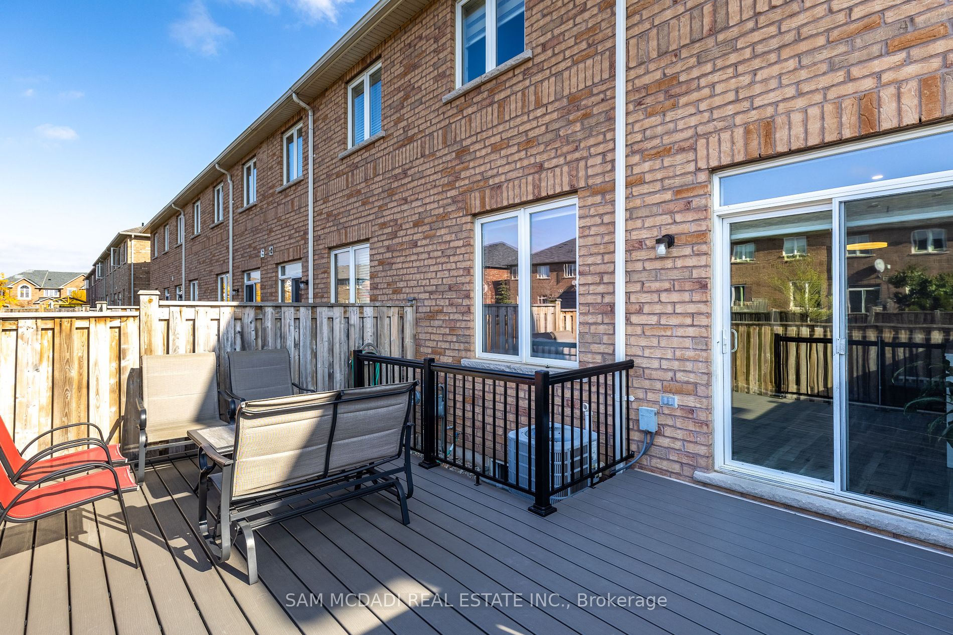 651 Farmstead Dr, #53