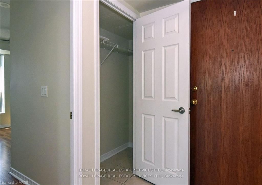 4889 Kimbermount Ave, #1408