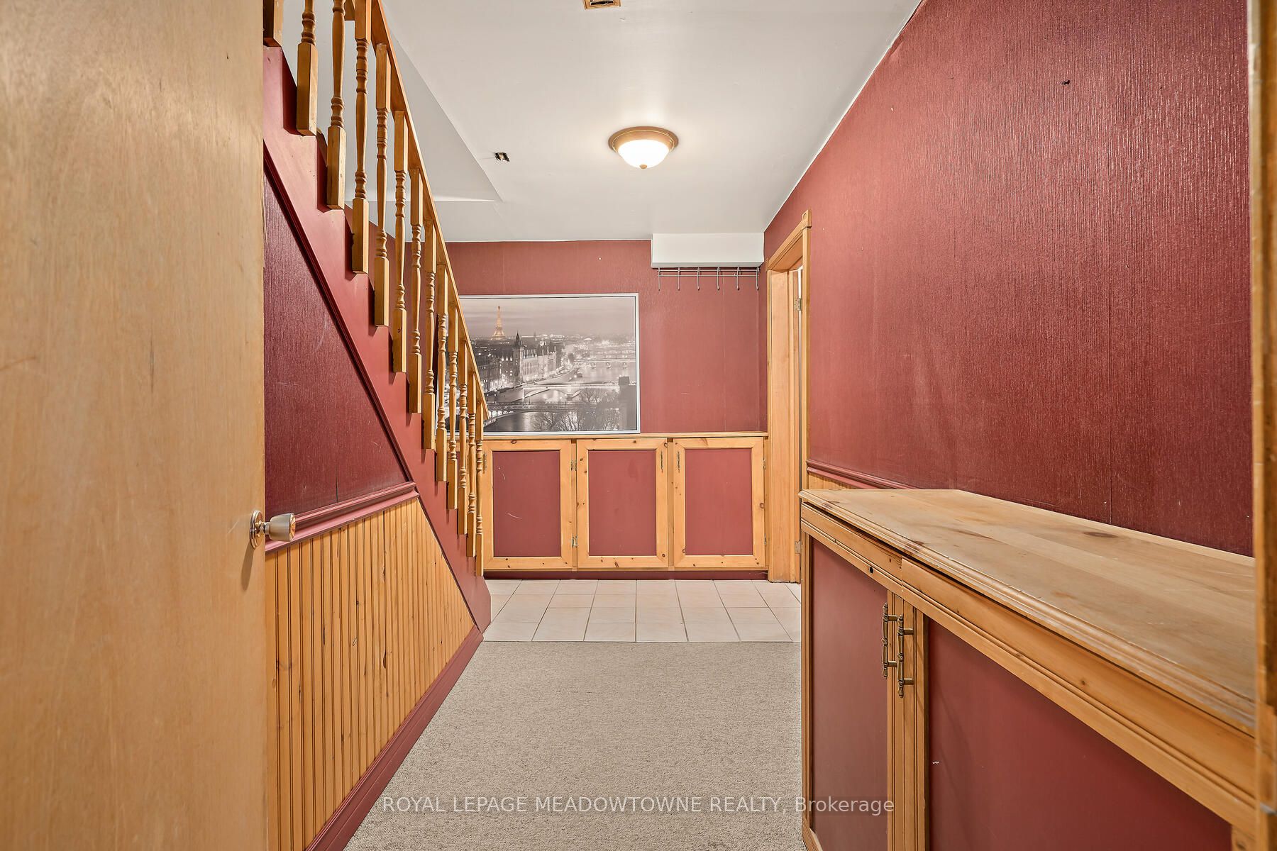 144 Main St S