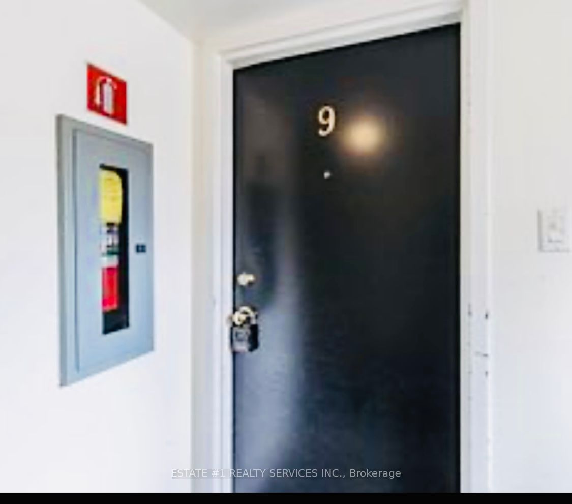 75 Mcintyre Cres, #9