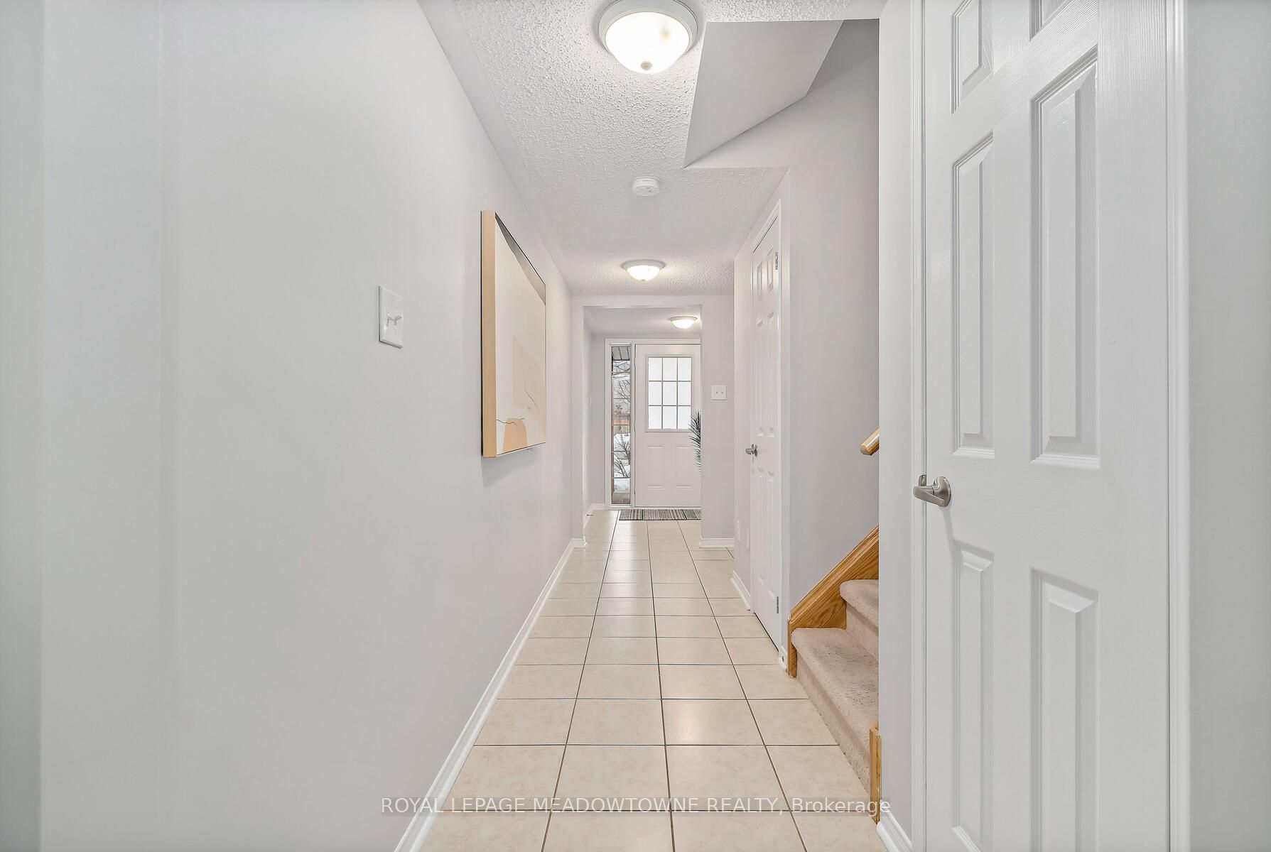 10 Tiffany Lane