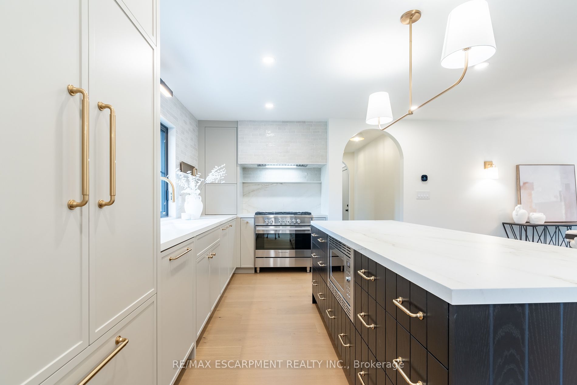 369 Swinburne Rd