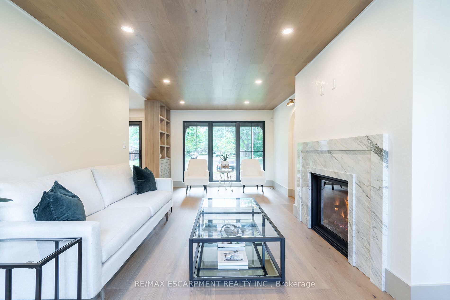 369 Swinburne Rd