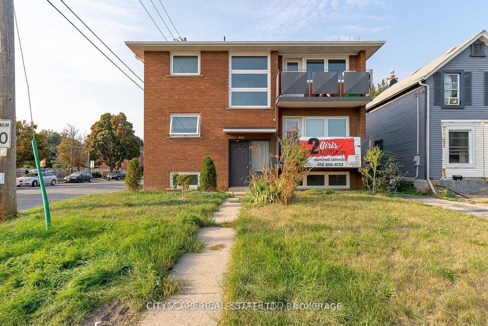 2724 Lake Shore Boulevard W, #Lower
