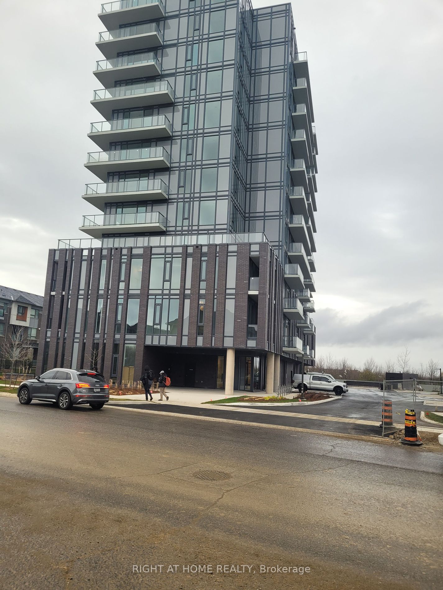 225 Veterans Dr, #508