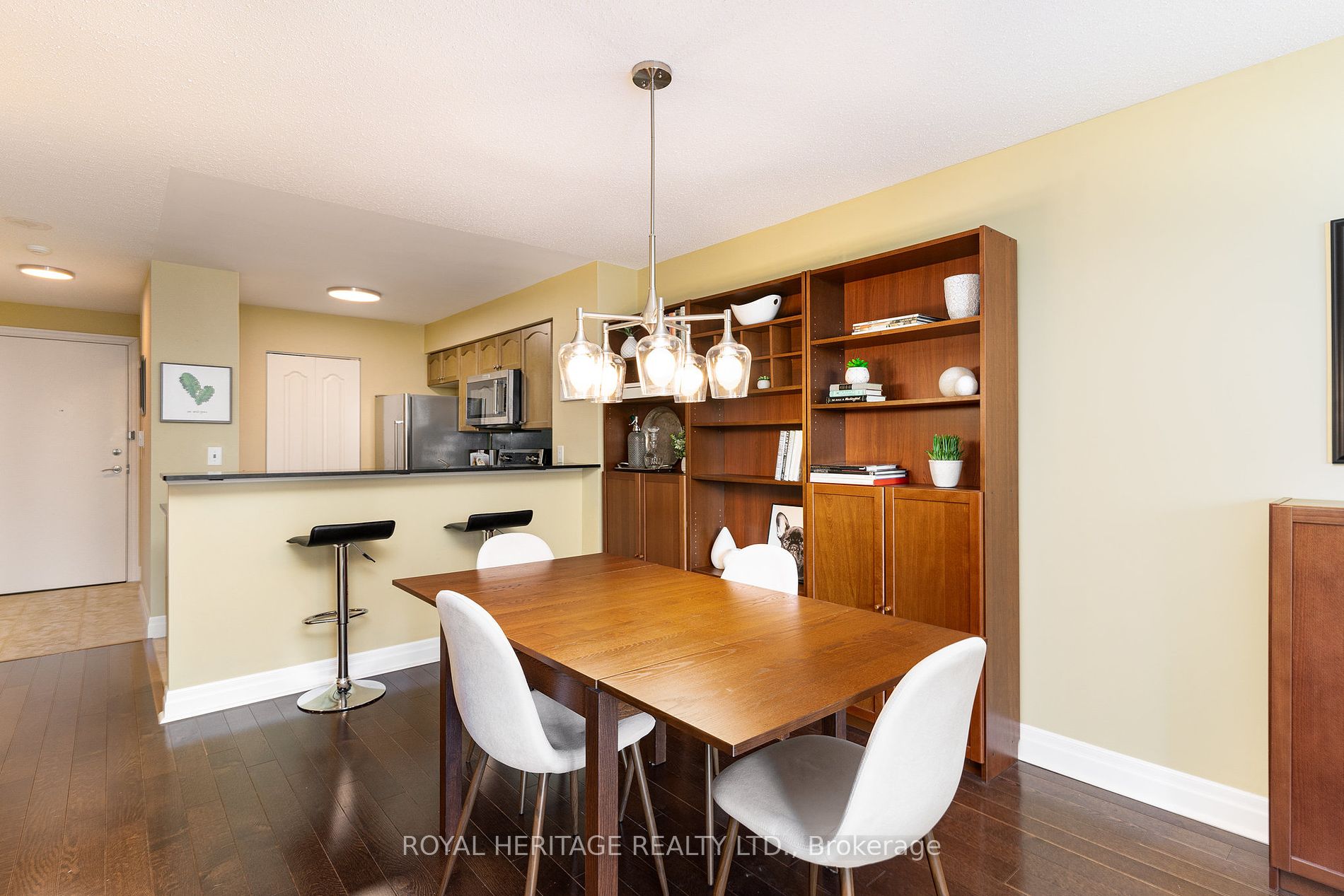 2119 Lake Shore Boulevard W, #412