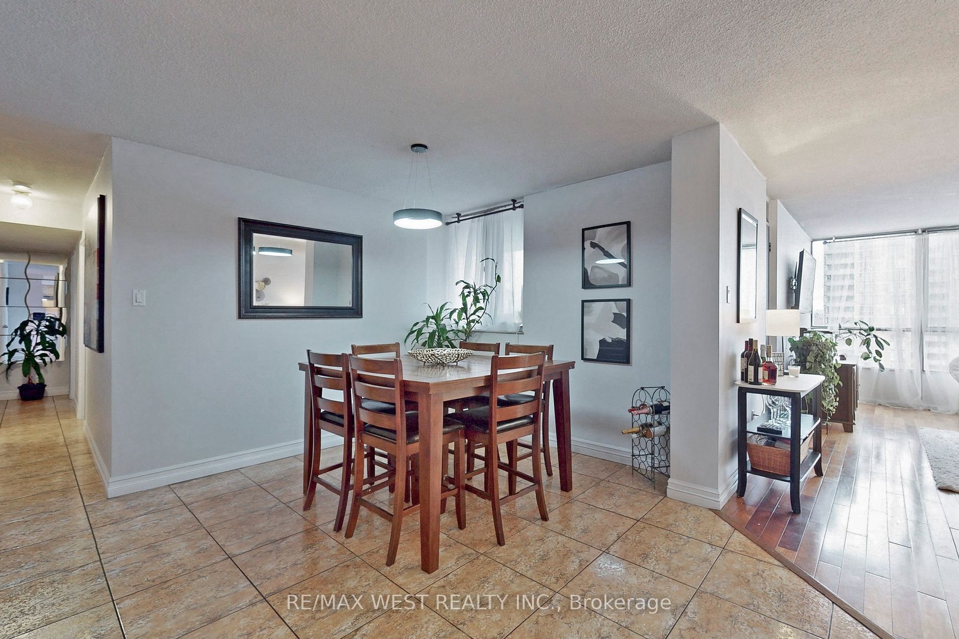 10 Martha Eaton Way, #1111