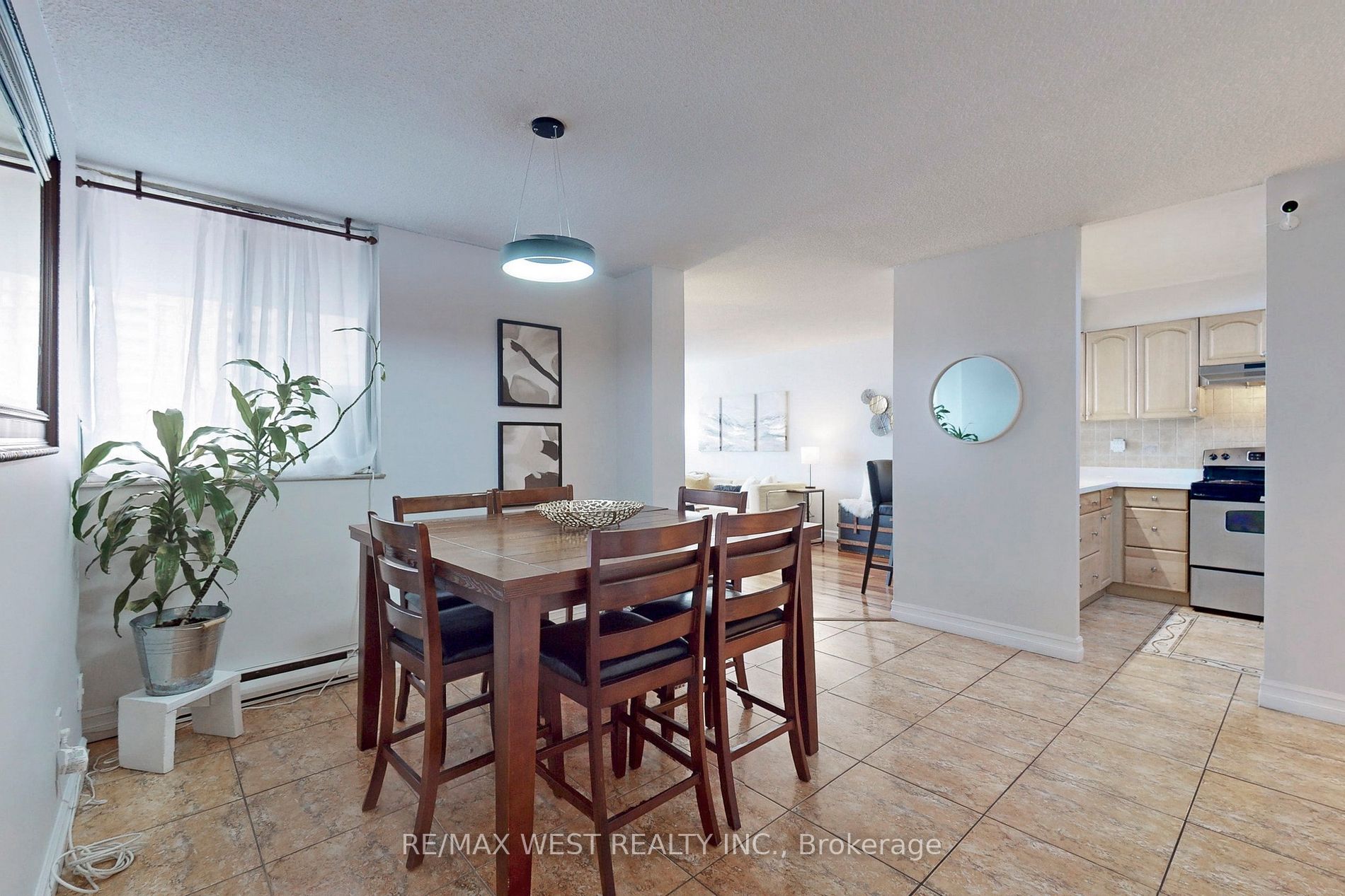 10 Martha Eaton Way, #1111