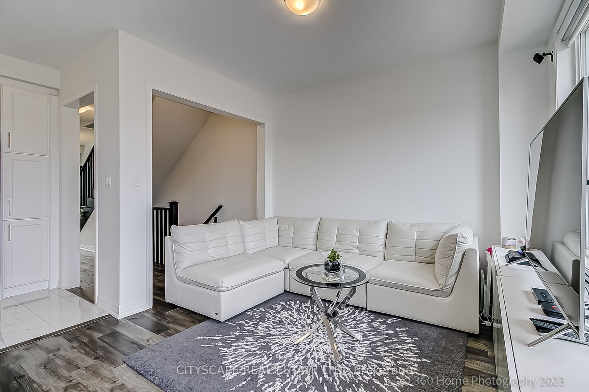 3083 William Cutmore Blvd