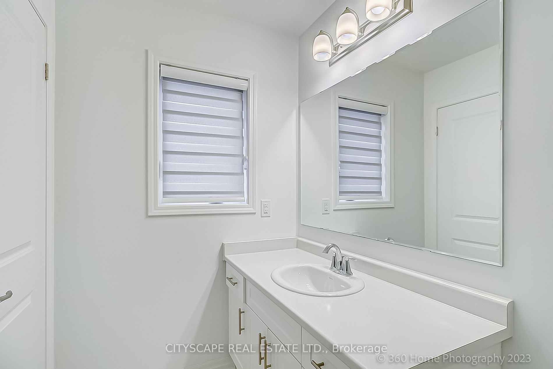 3083 William Cutmore Blvd