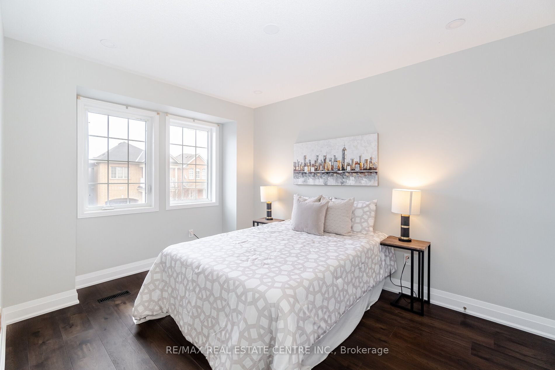 268 Giddings Cres
