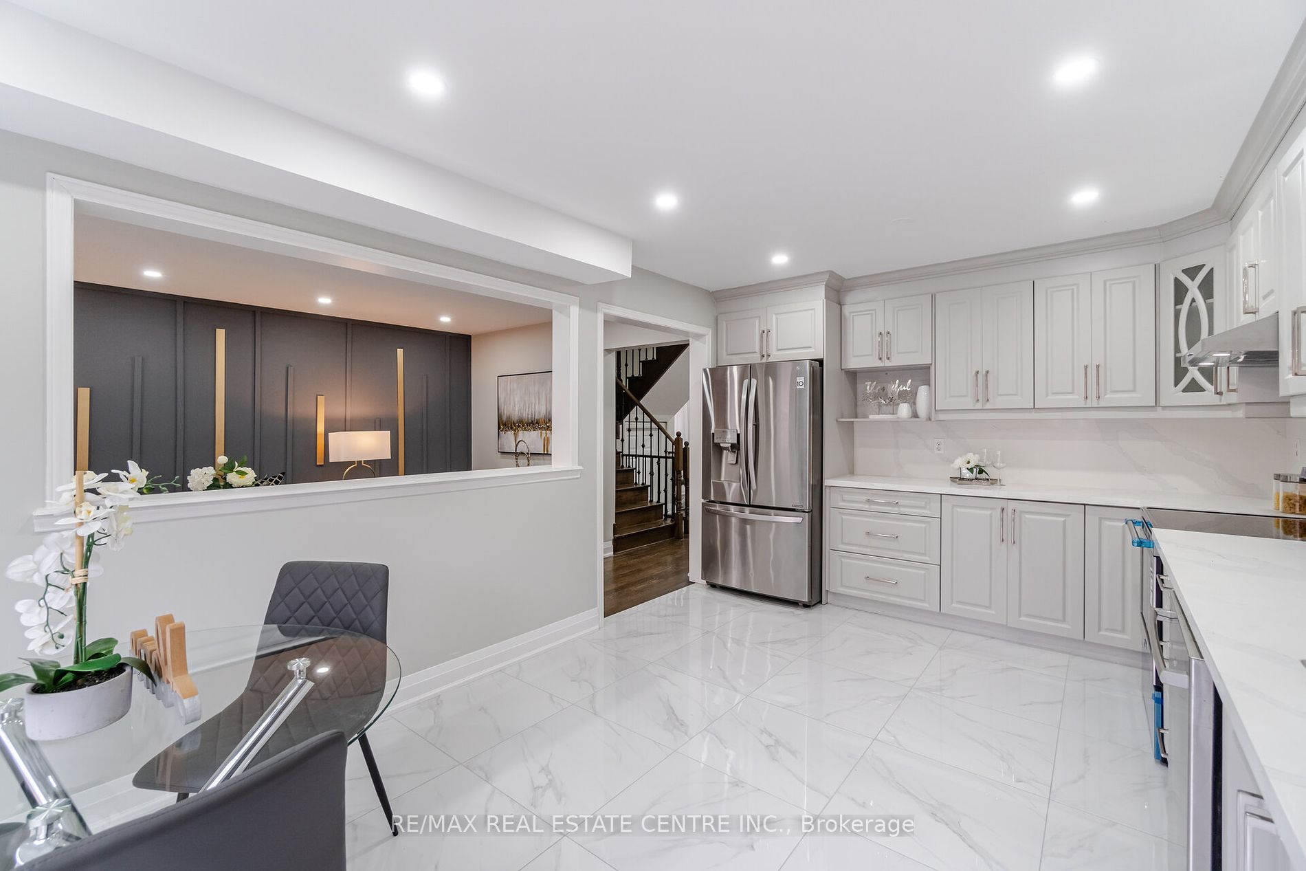 268 Giddings Cres