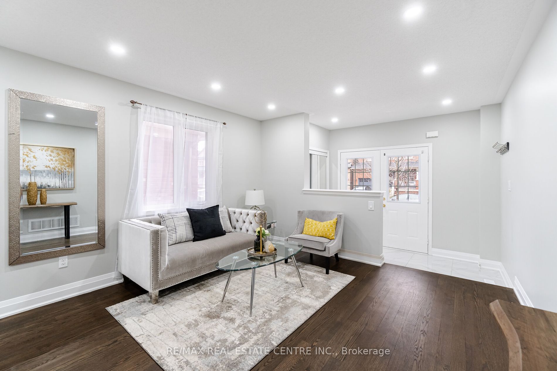 268 Giddings Cres