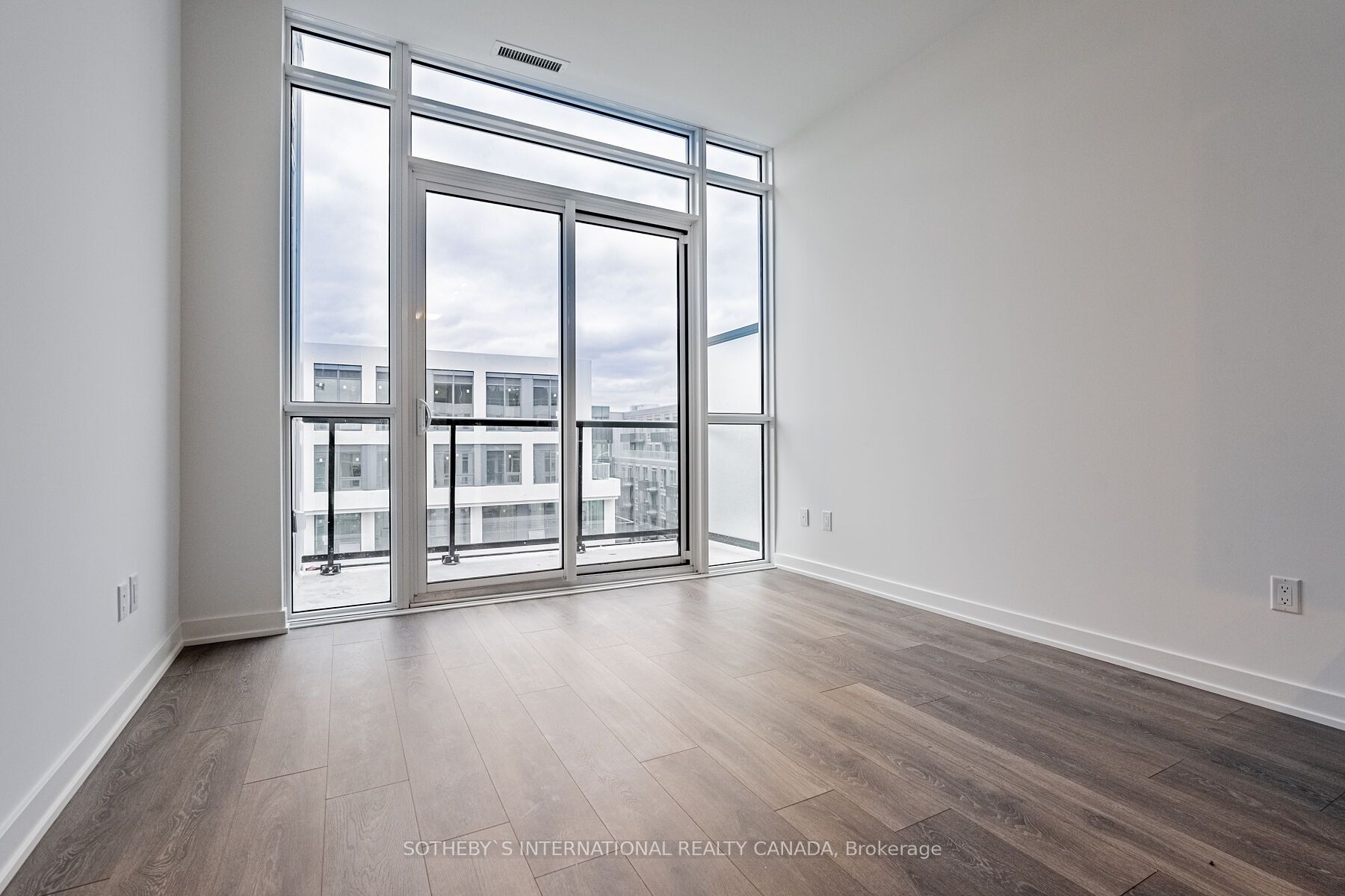 3005 Pine Glen Rd, #810