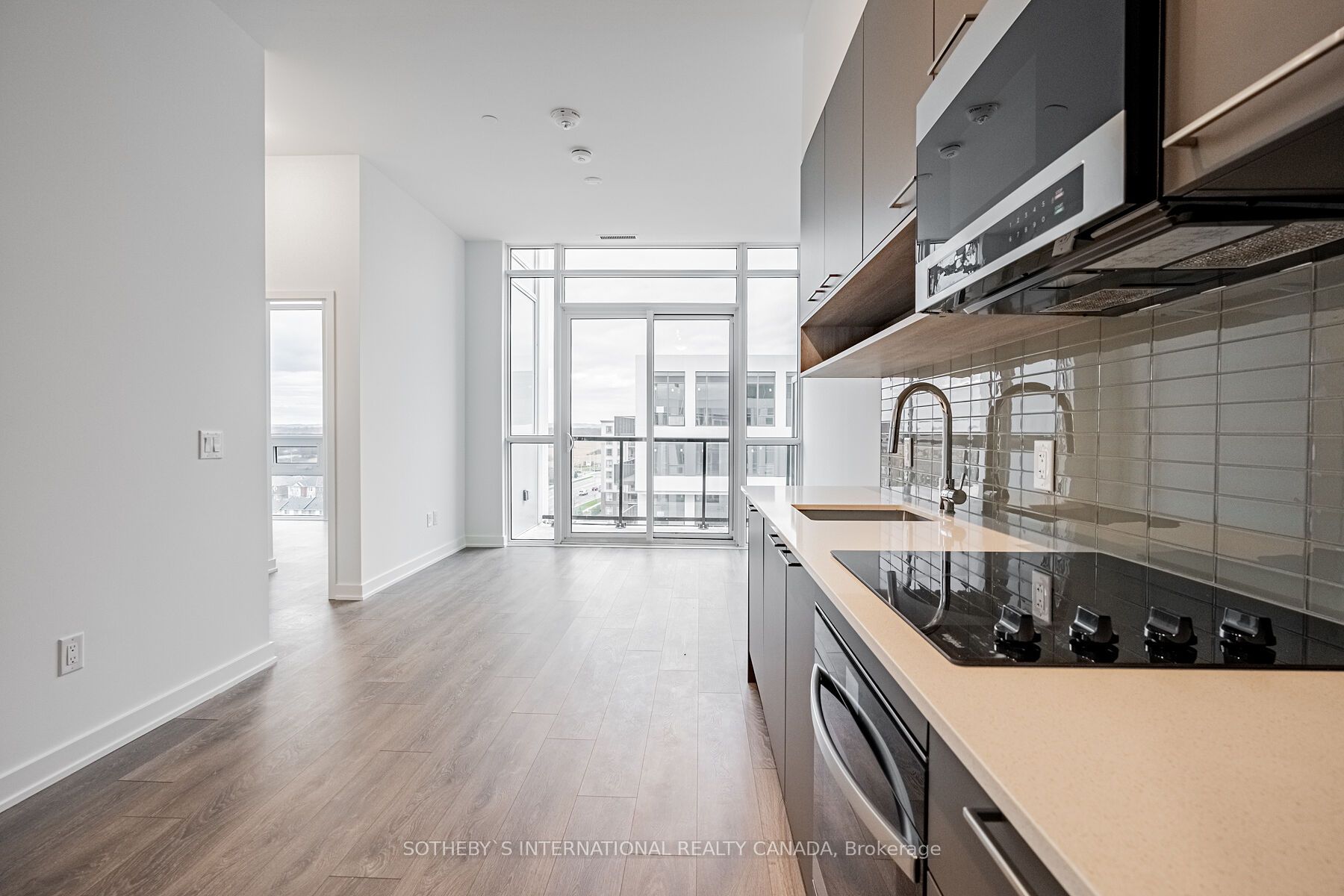 3005 Pine Glen Rd, #810