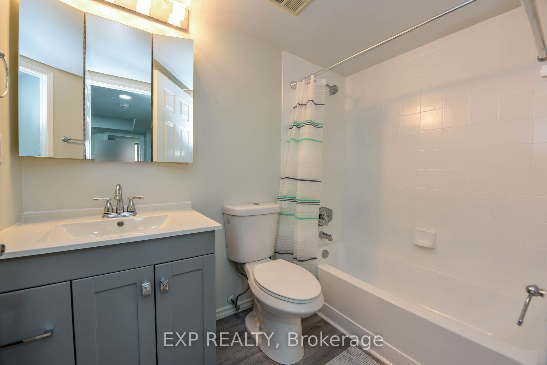 320 Mill St S, #910