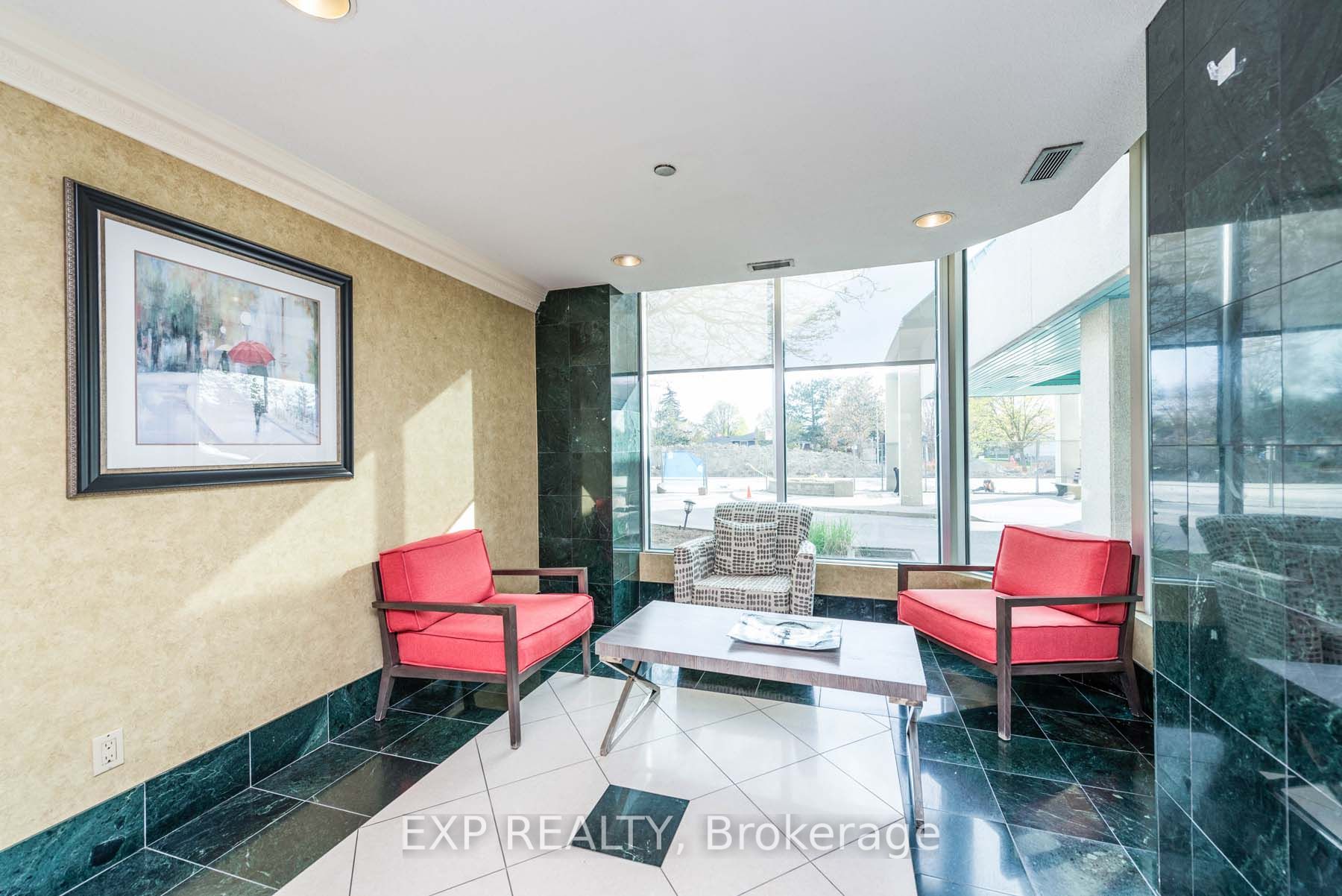 320 Mill St S, #910