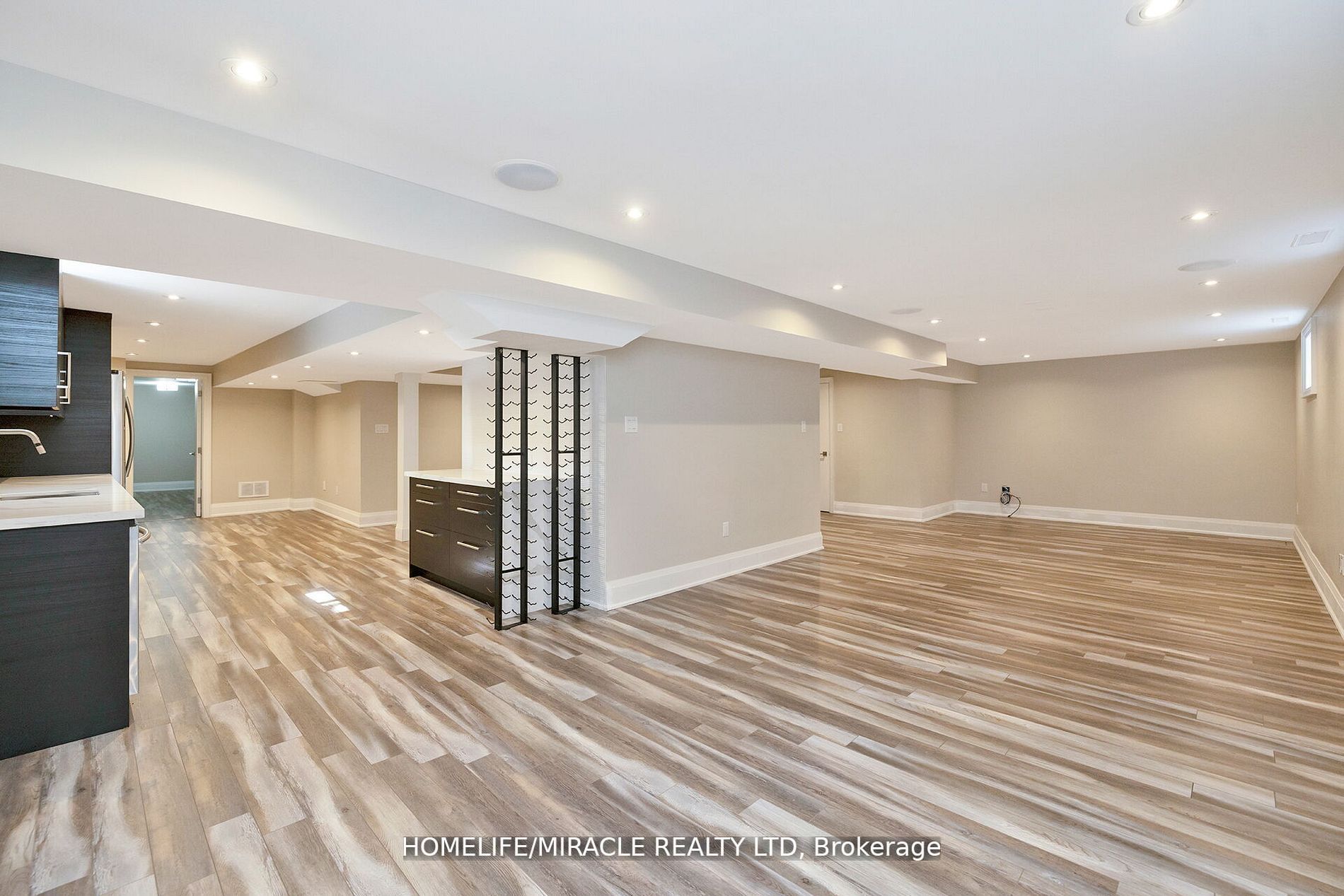2068 Mississauga Road