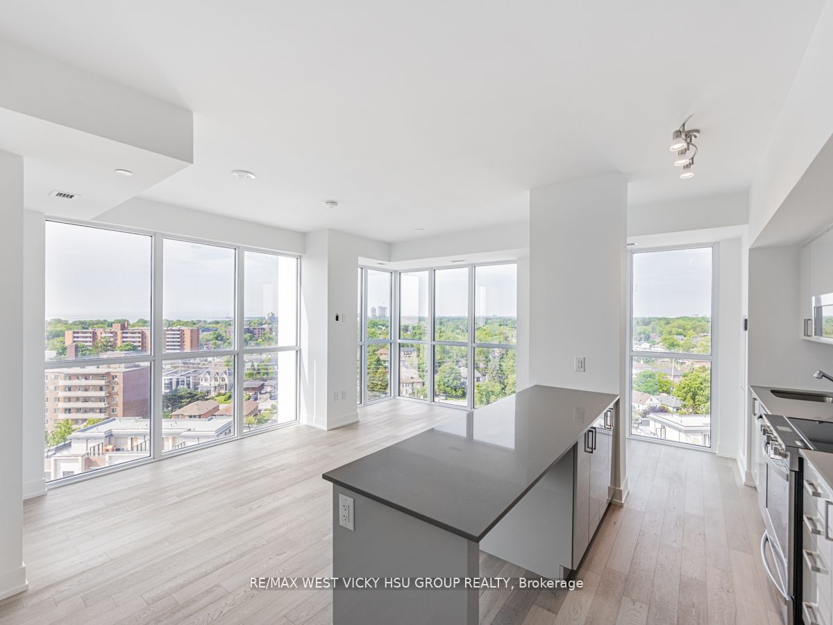 1063 Douglas Mccurdy Comm Circ, #1006