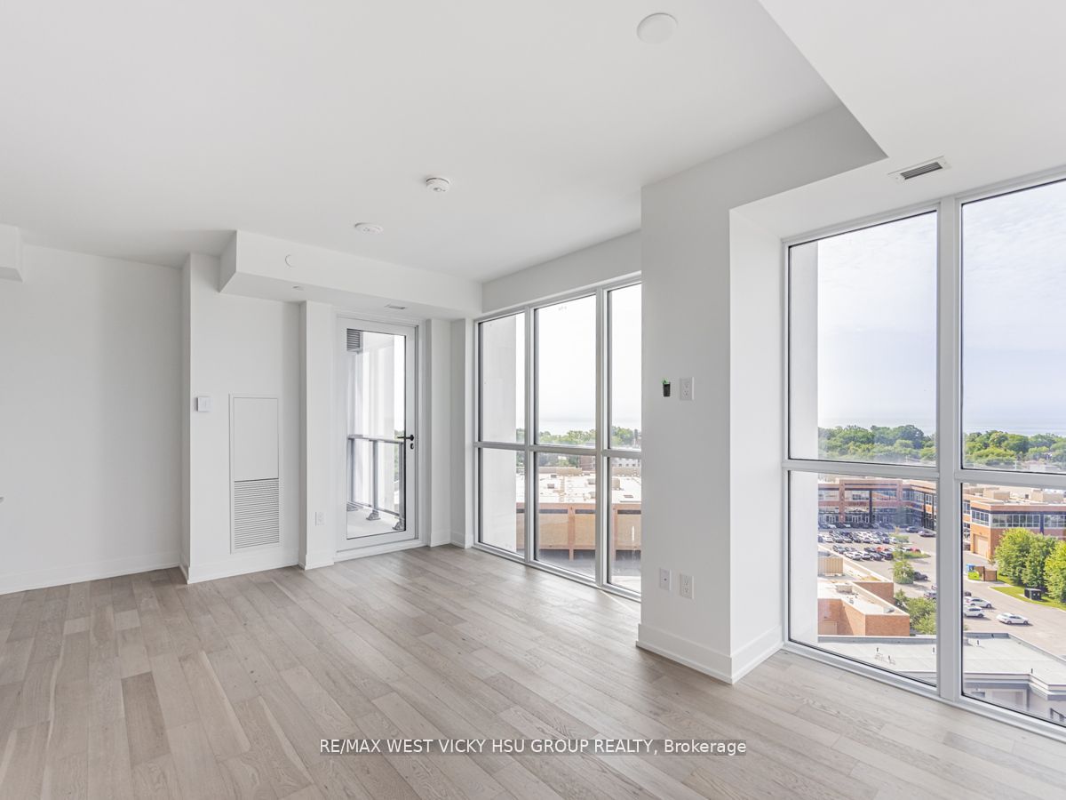 1063 Douglas Mccurdy Comm Circ, #1006