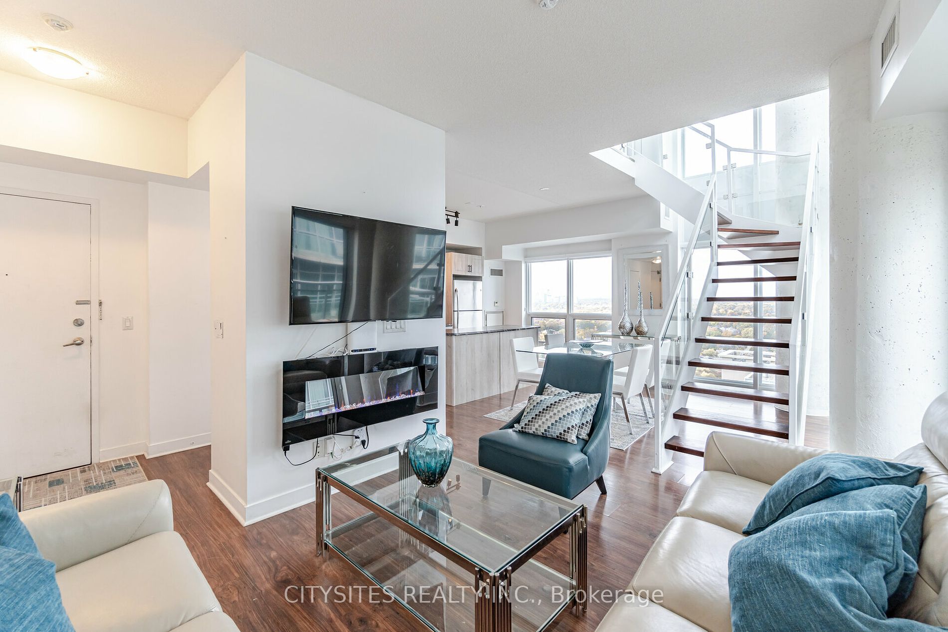 155 Legion Rd N, #Ph2913