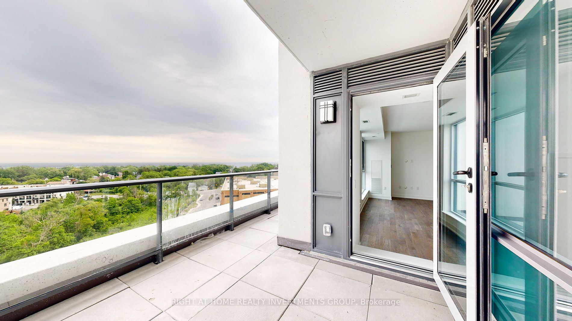 1063 Douglas McCurdy Comm Circle, #903
