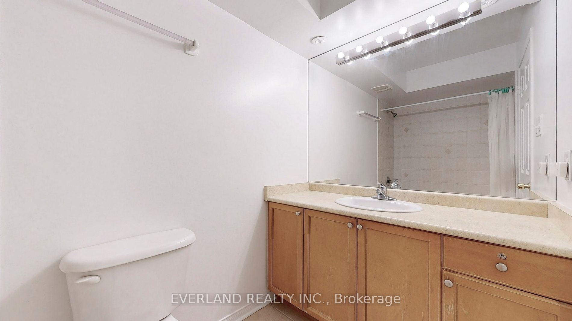 4975 Southampton Drive, #268