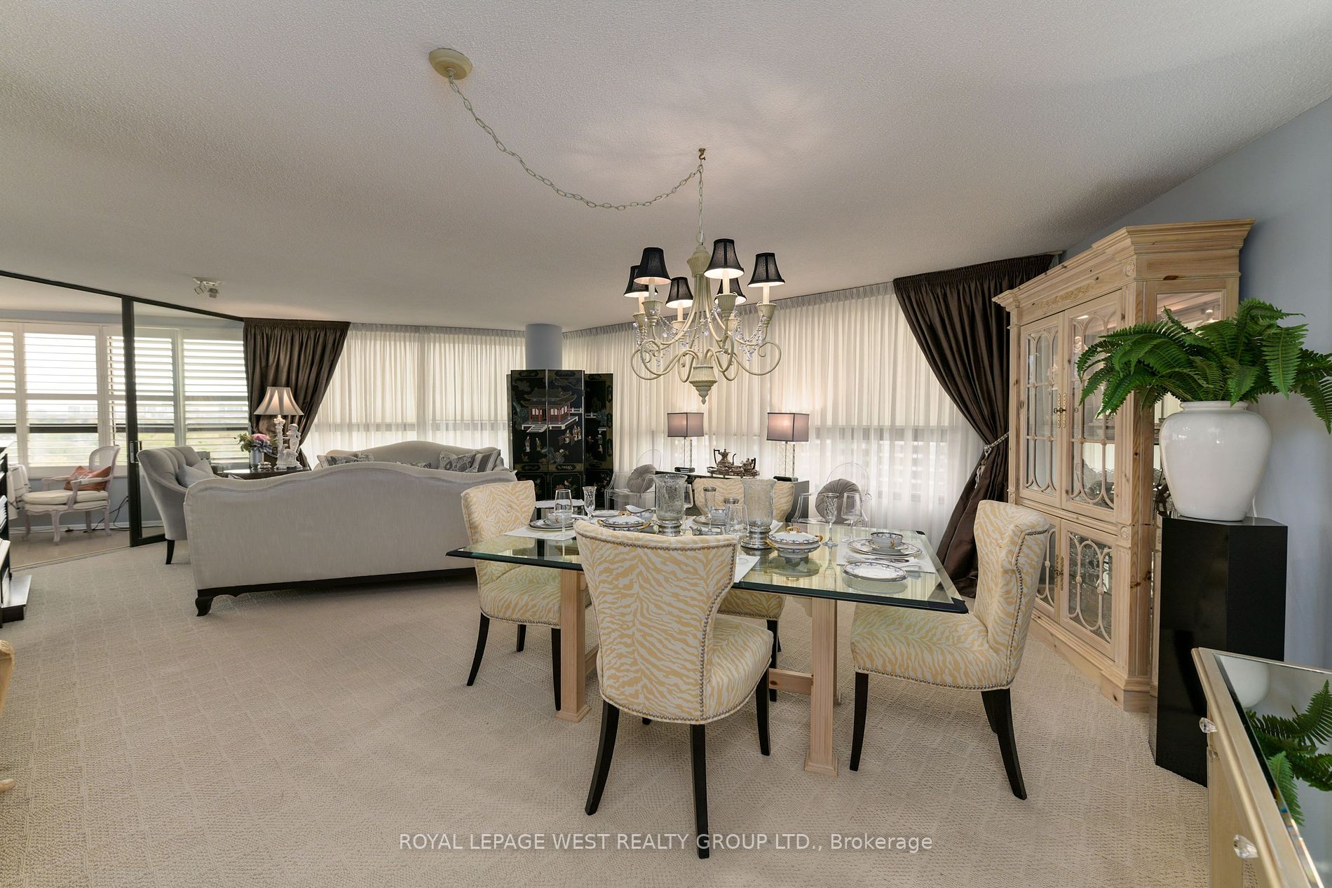 1300 Bloor St, #1010