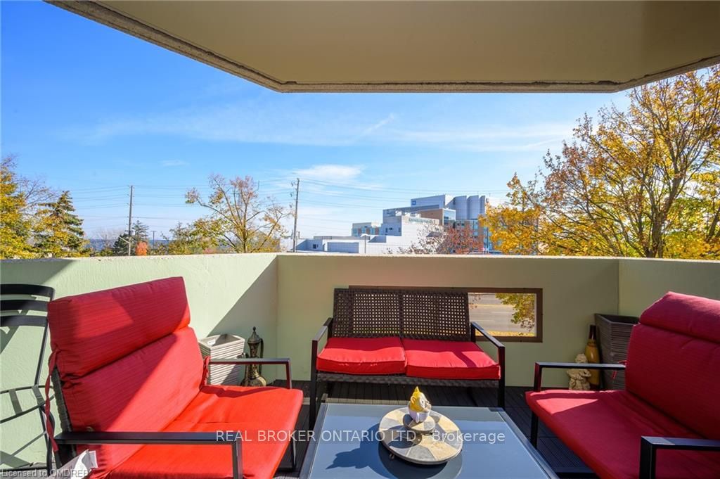 1237 North Shore Blvd E, #301