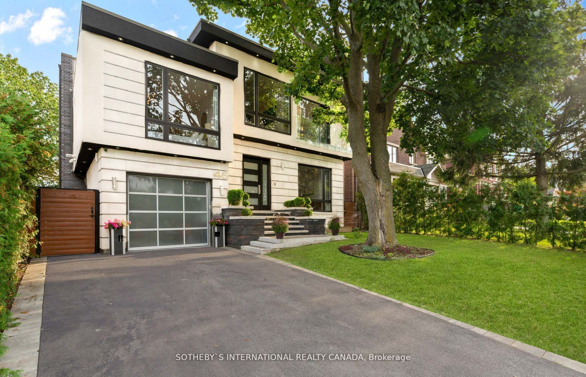 46 Ravenscrest Dr