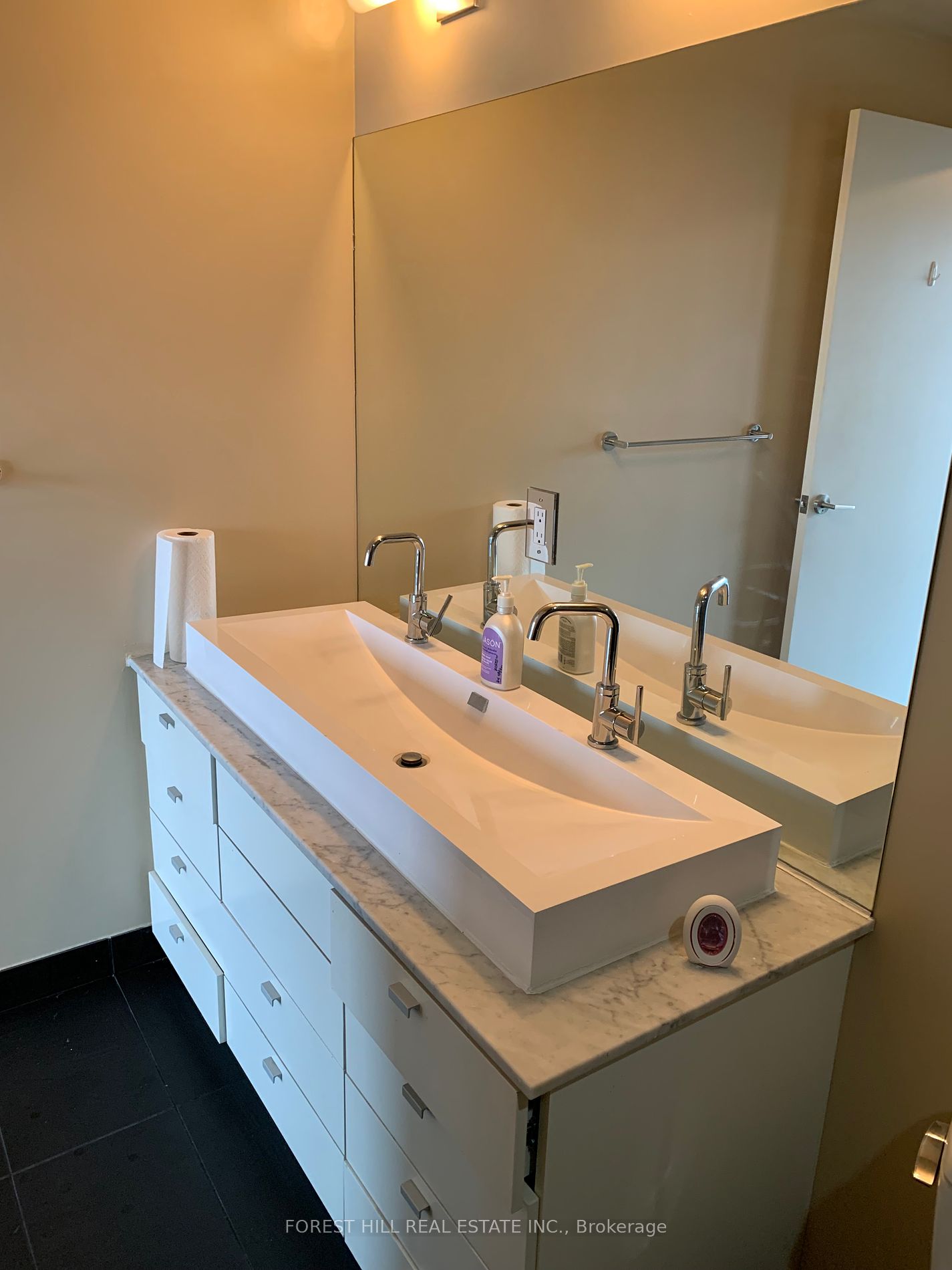 105 The Queensway Avenue, #1305
