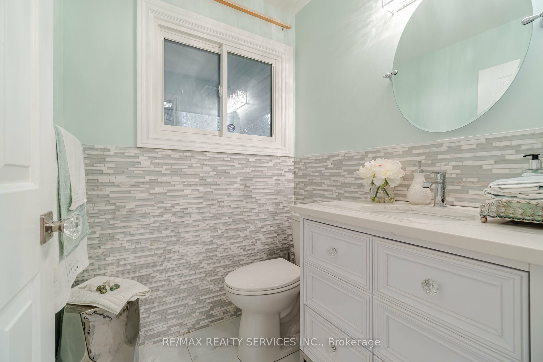 15 Pine Ridge Lane