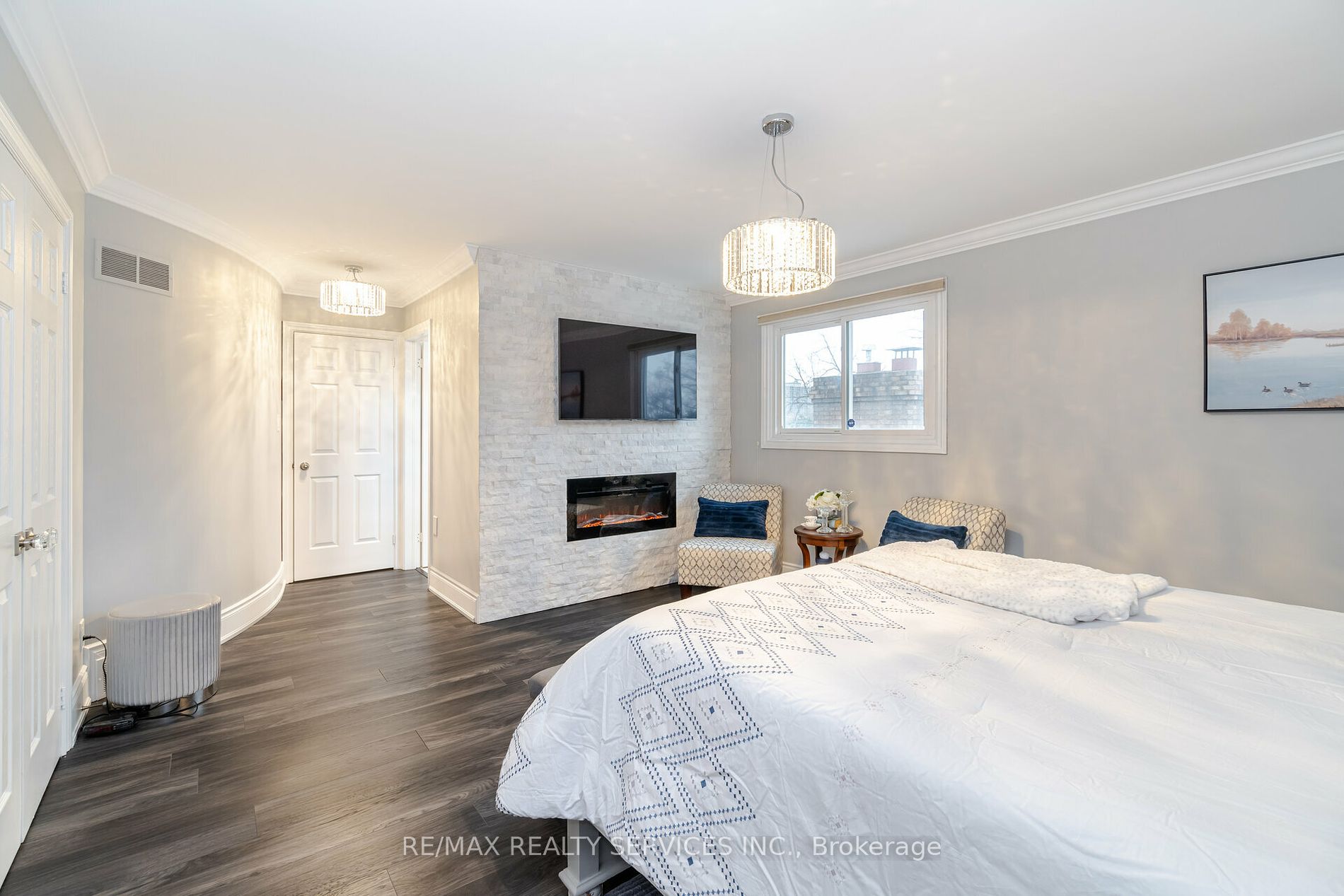 15 Pine Ridge Lane