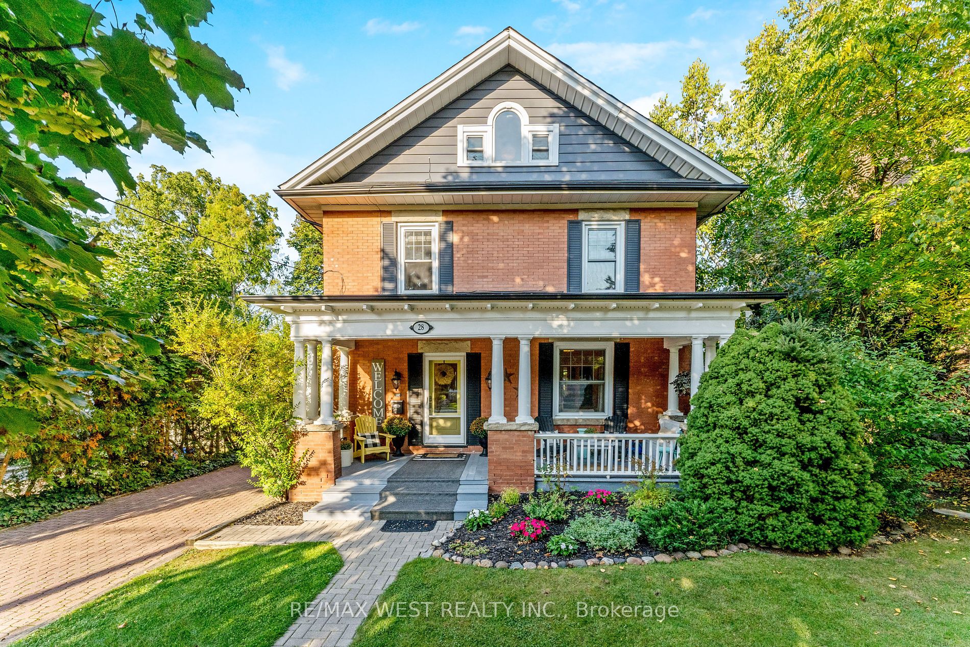 28 Charles St