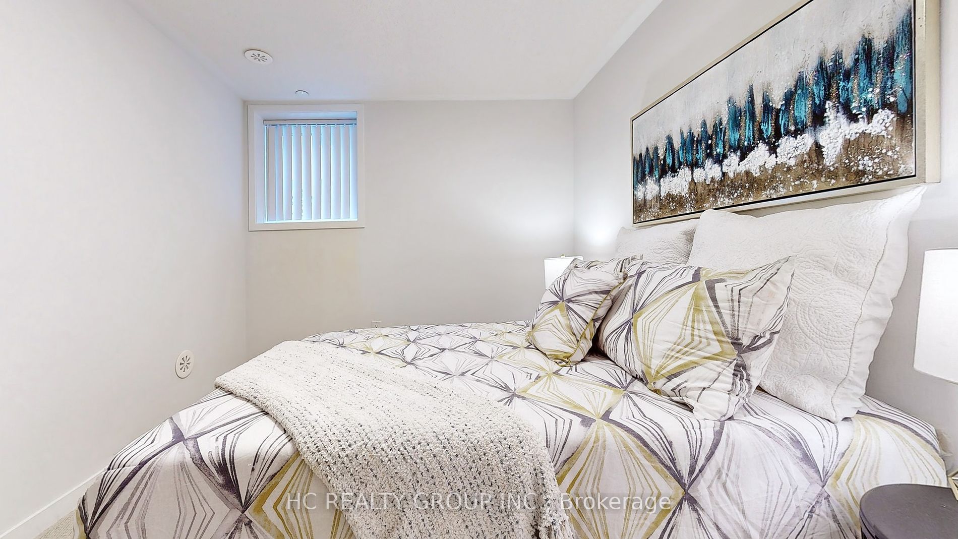 20 Lloyd Janes Lane, #168