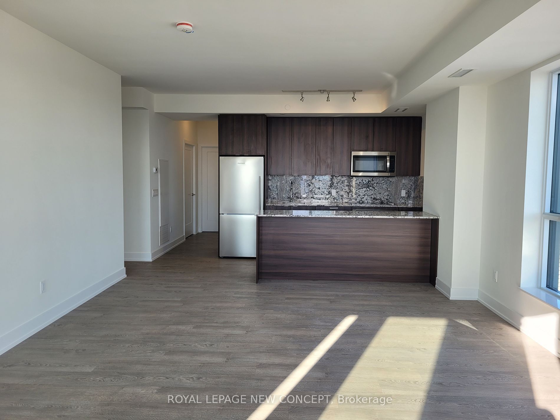 5 Mabelle Avenue #4228