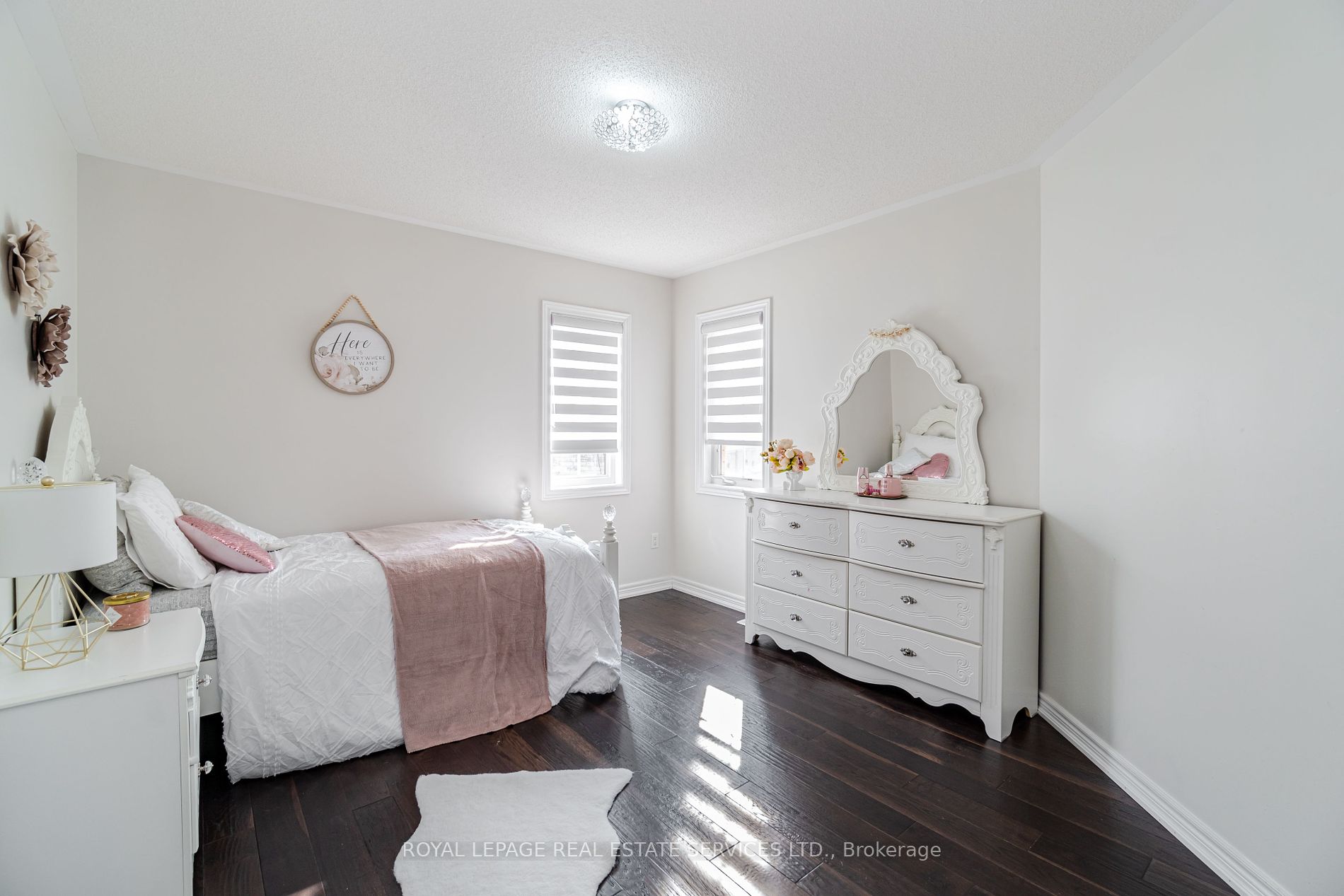 30 Messina Avenue