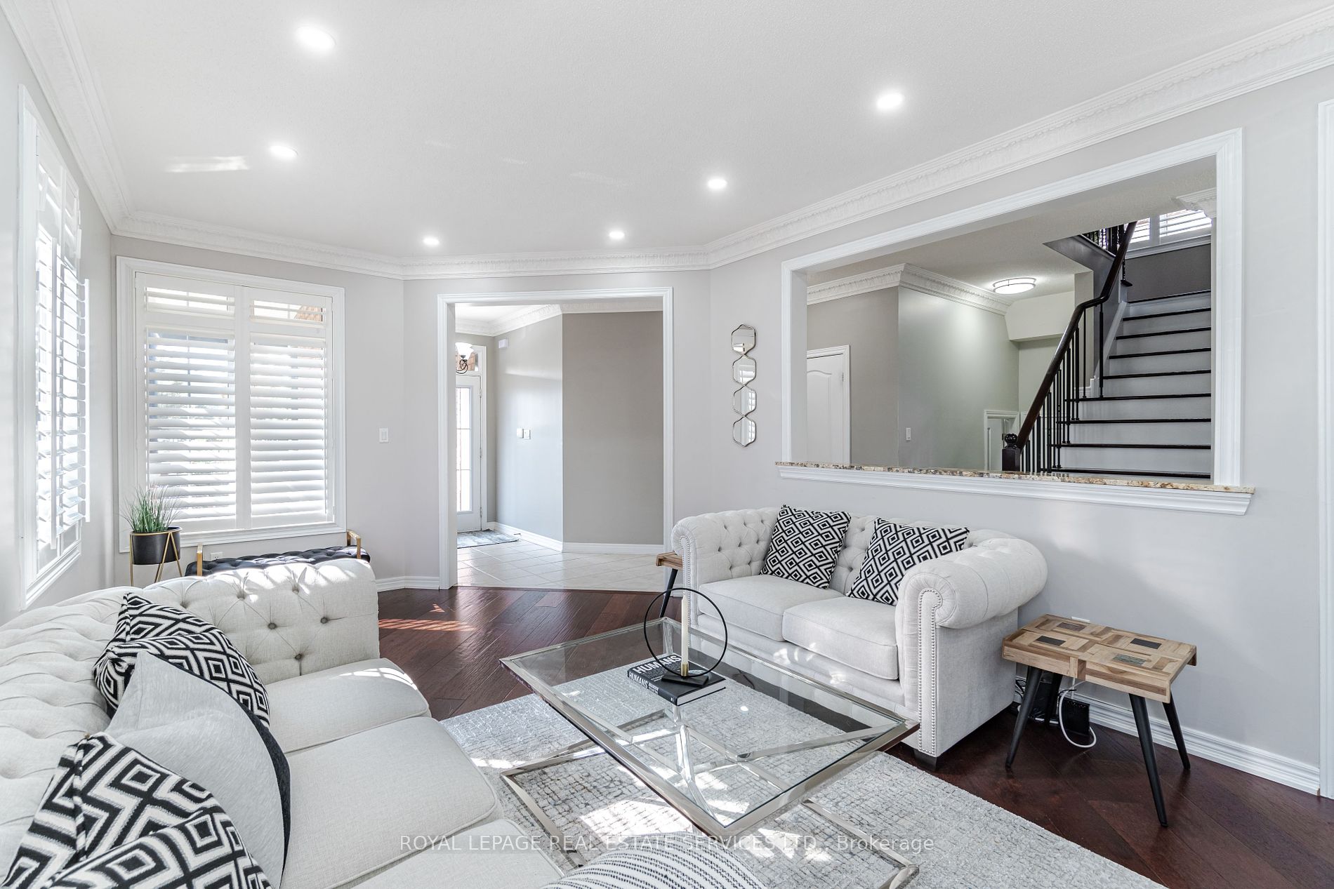 30 Messina Avenue