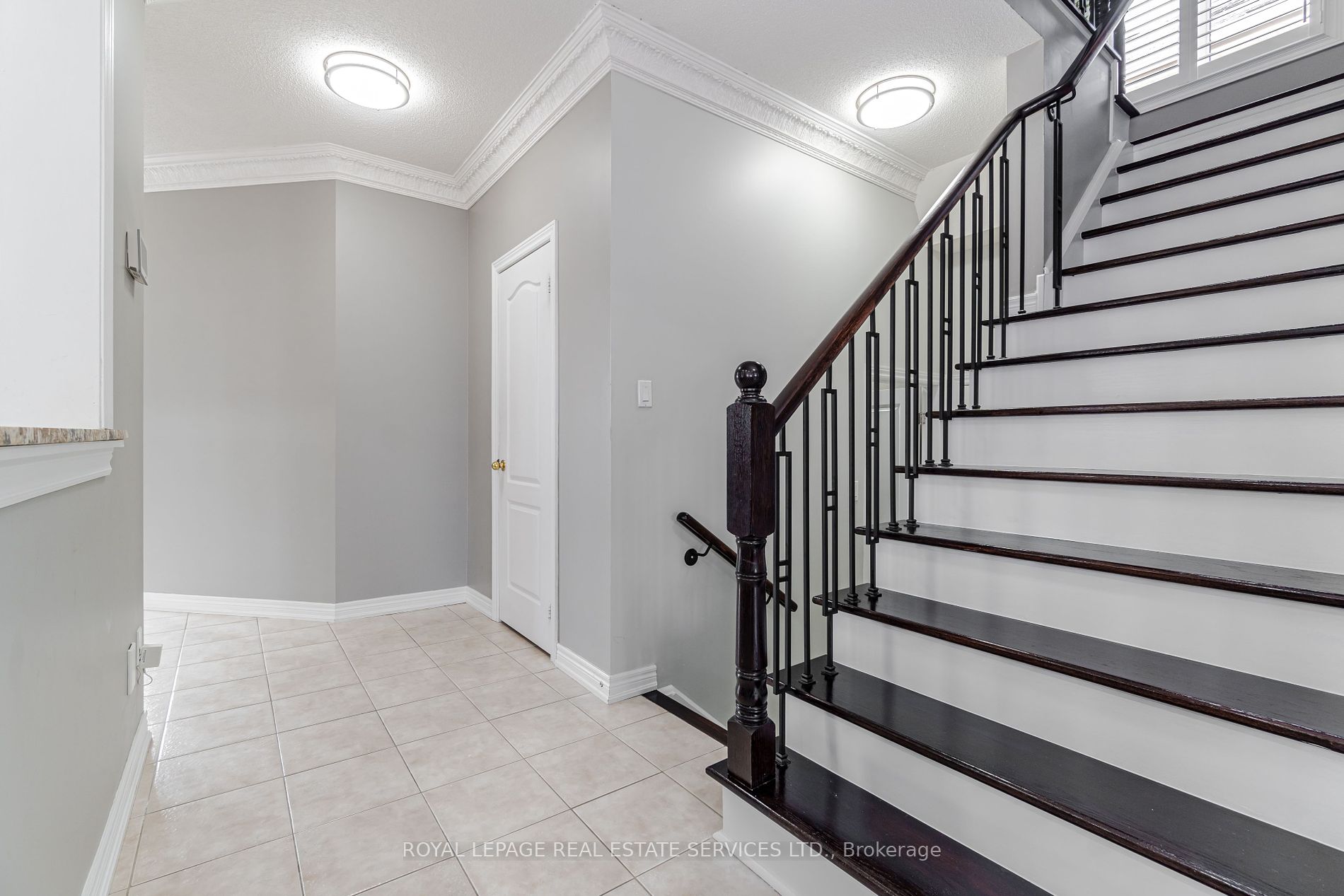 30 Messina Avenue