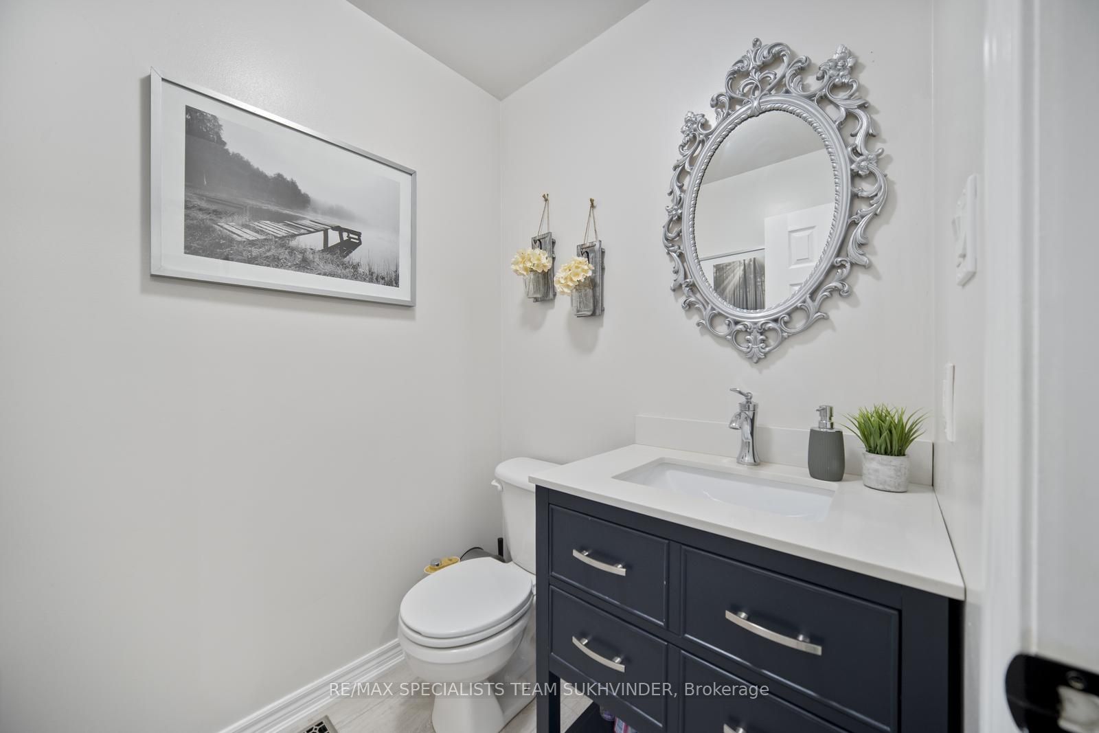 83 Emily Carr Crescent