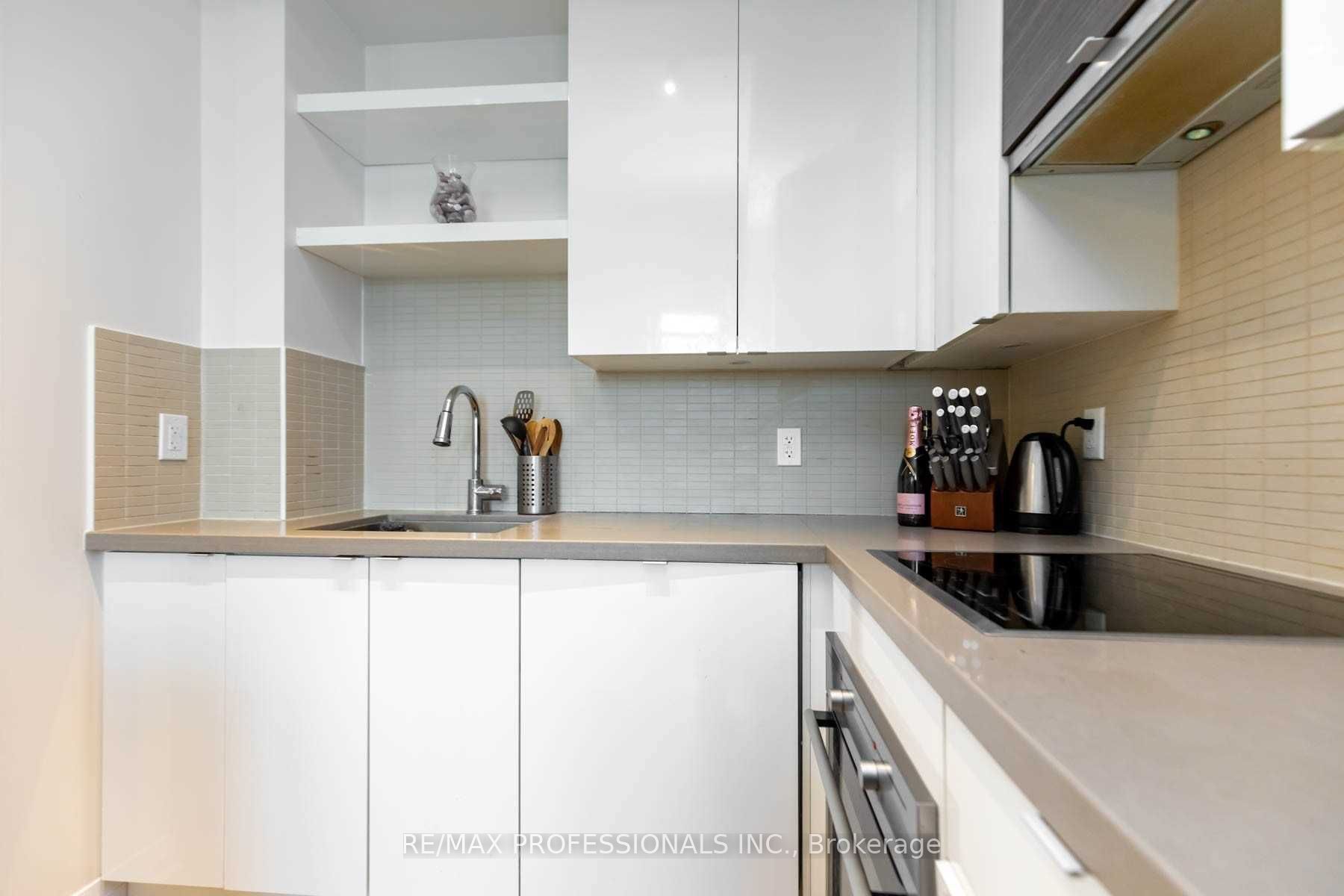 59 Annie Craig Dr, #1308
