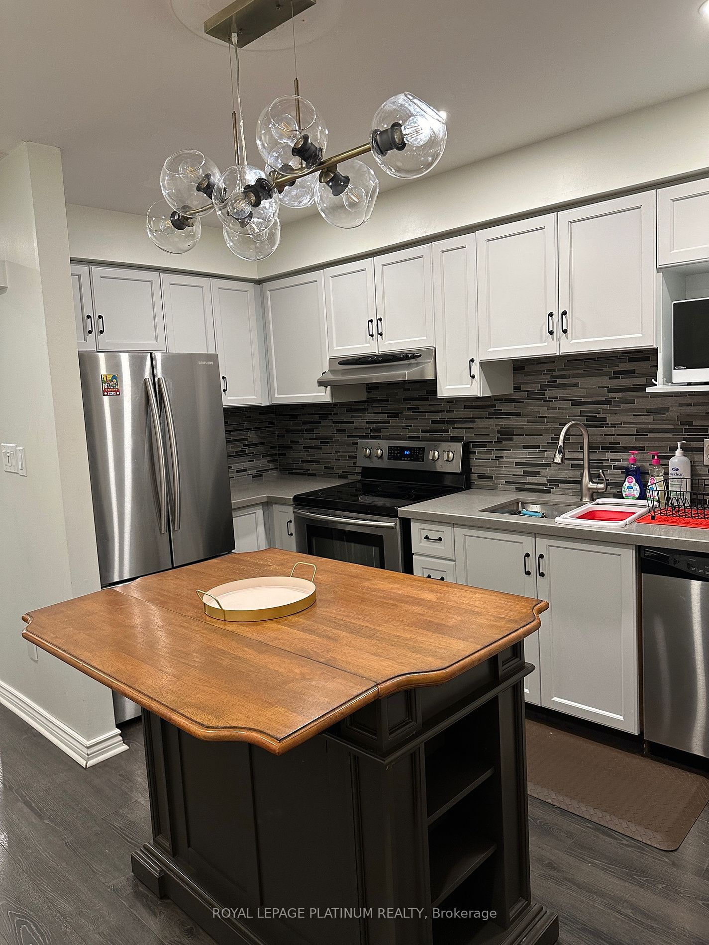 895 Maple Avenue #611