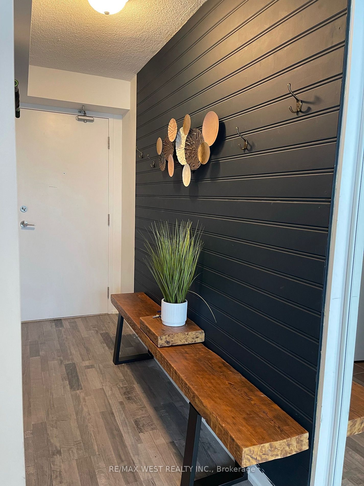 1420 Dupont Street, #1403