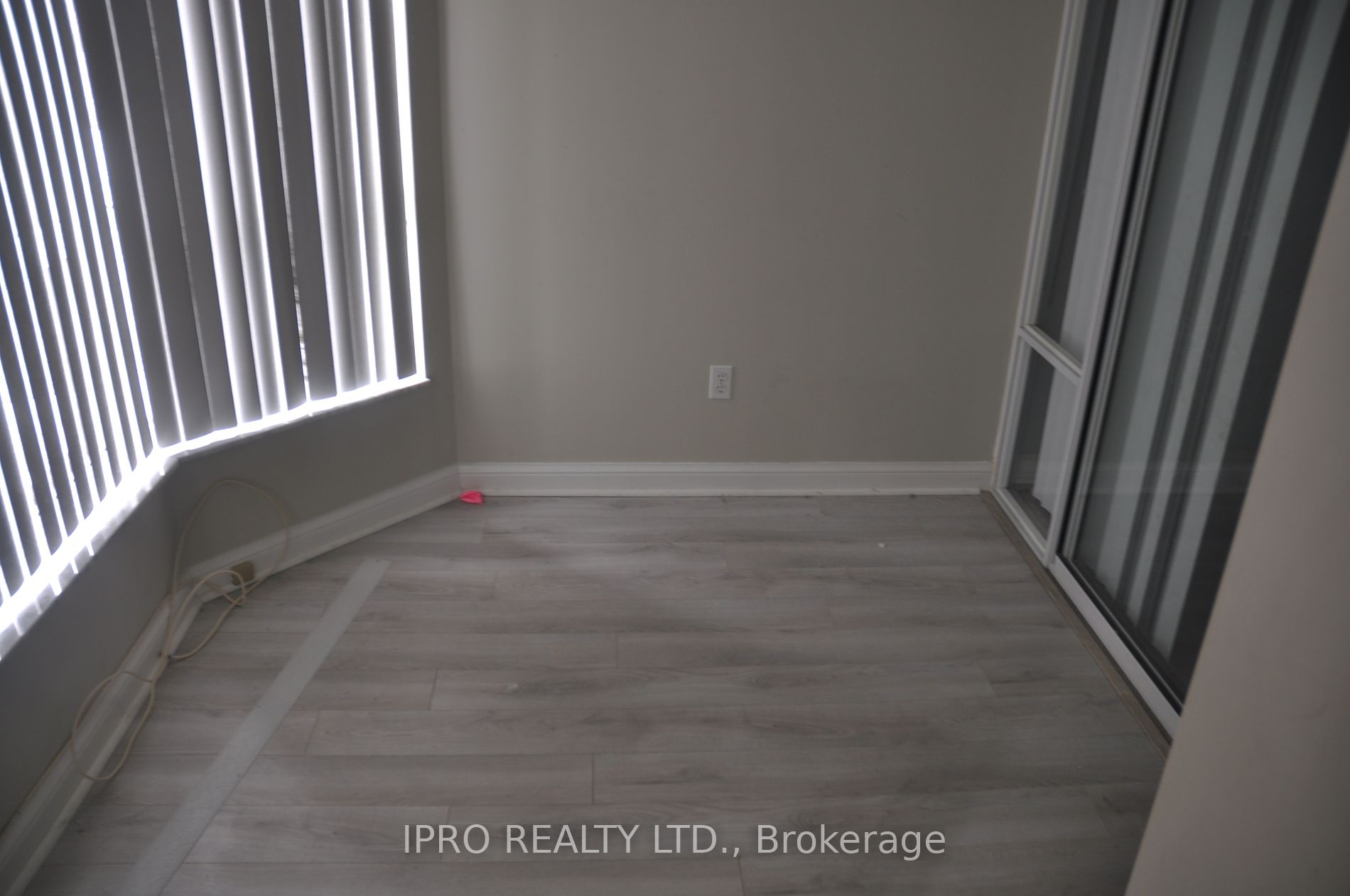 22 Hanover Rd, #1403