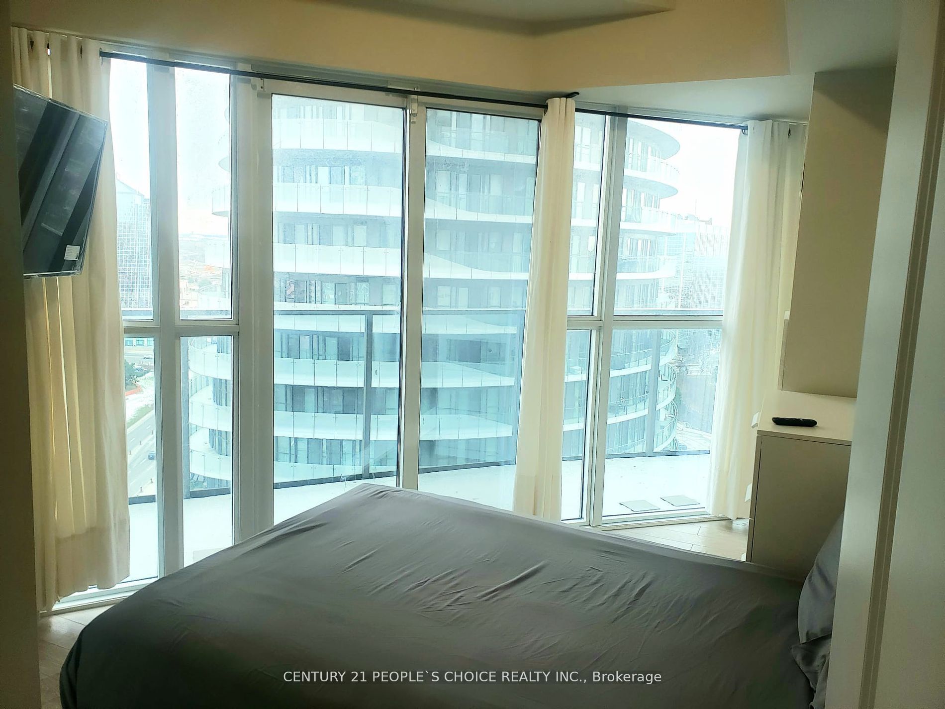 60 Absolute Avenue, #1805