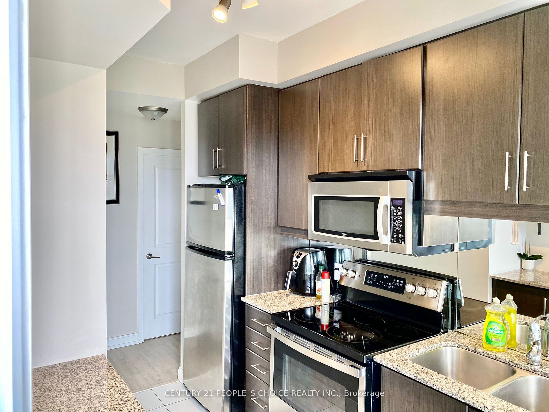 60 Absolute Avenue, #1805
