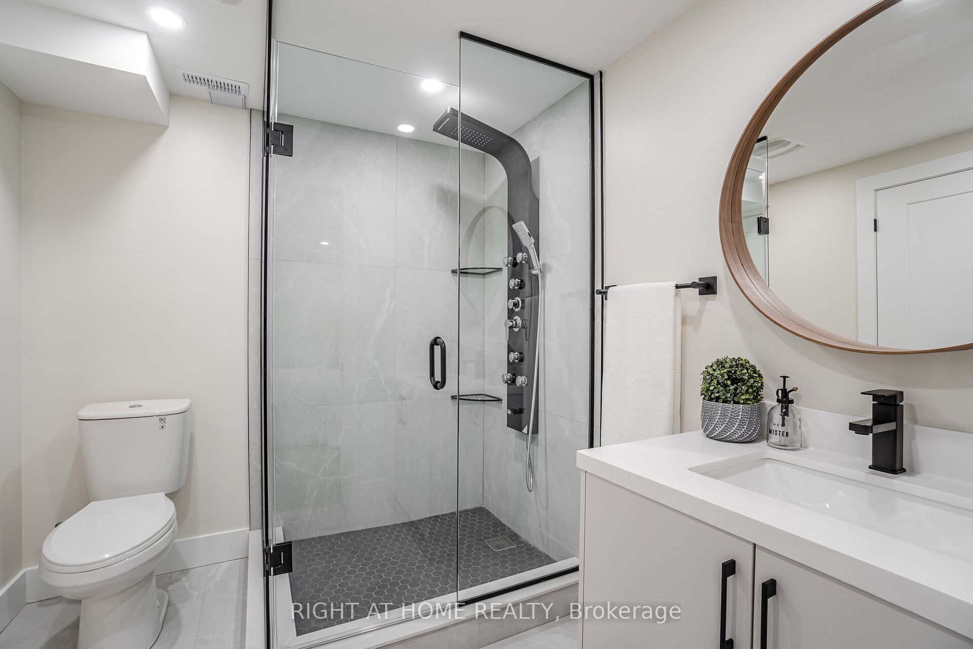 1223 Sable Dr