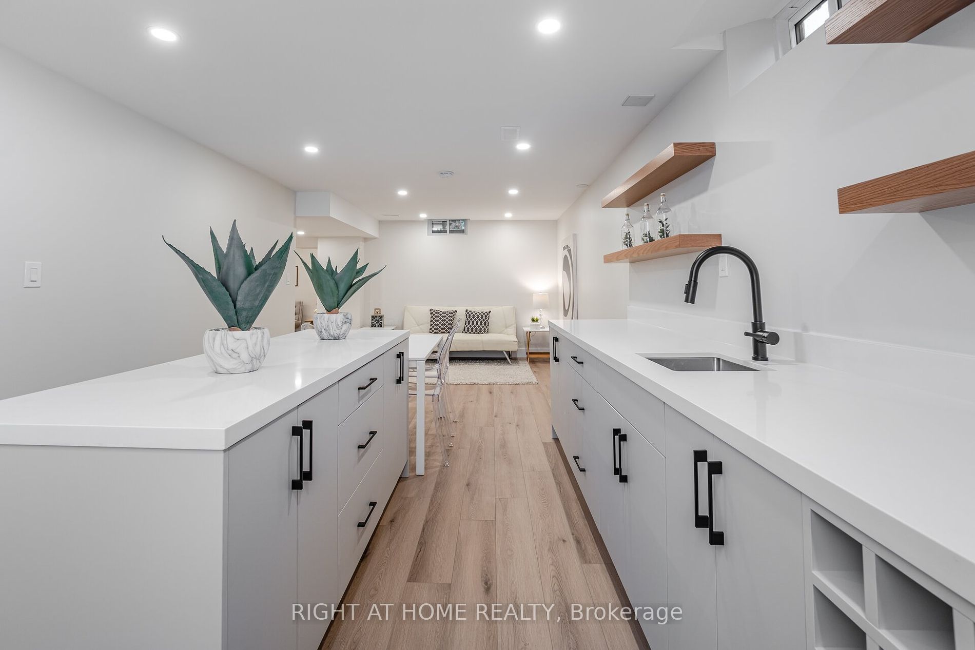 1223 Sable Dr