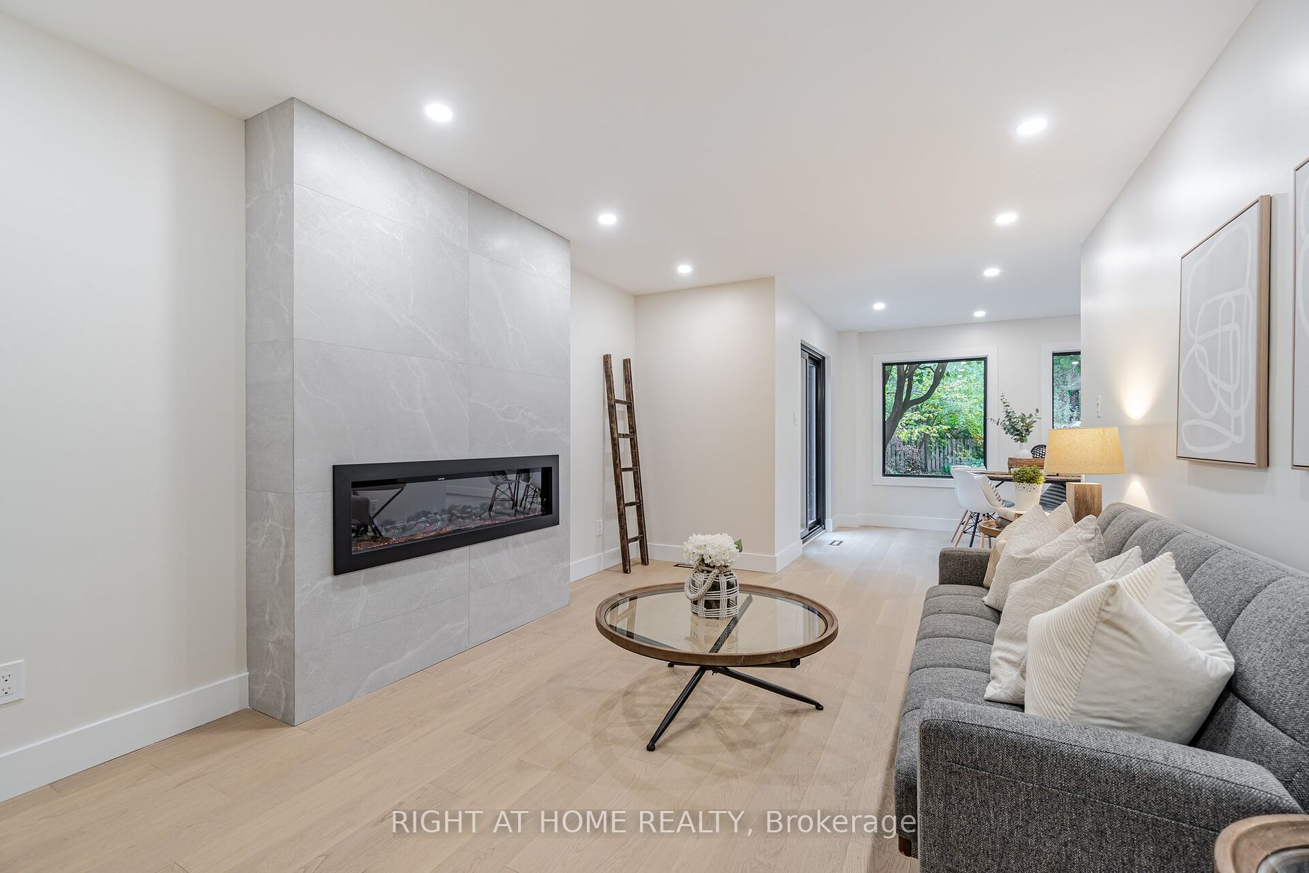1223 Sable Dr